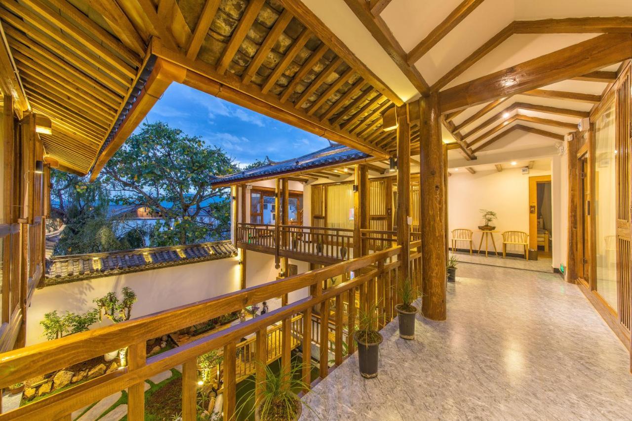 桐墅客栈 Lijiang Village House Экстерьер фото