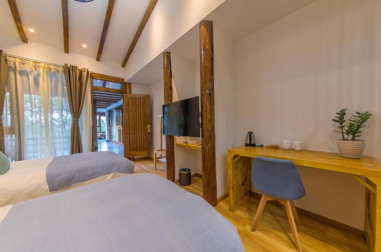 桐墅客栈 Lijiang Village House Экстерьер фото